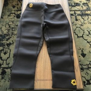 Zaggora Slimming Workout Crops